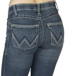 Wrangler Women's Premium Patch Mae Sits Above Hip Jean Size:34/17x32
